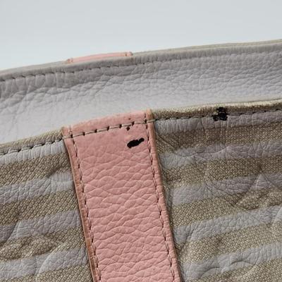 Sale Photo Thumbnail #548