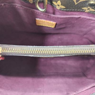 Sale Photo Thumbnail #235