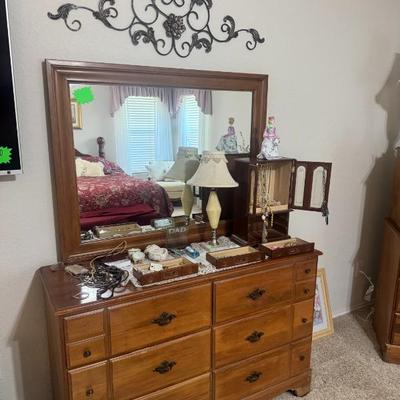 Sale Photo Thumbnail #116