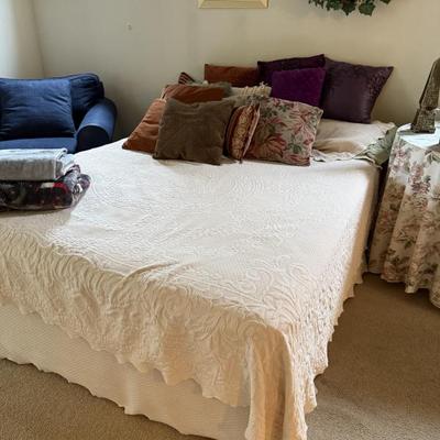 Sale Photo Thumbnail #47