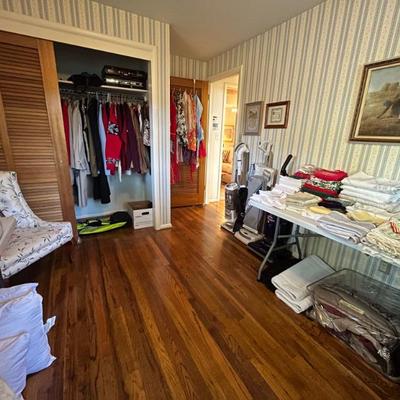 Sale Photo Thumbnail #189