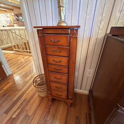 Sale Photo Thumbnail #163