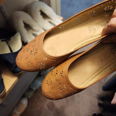 Sale Photo Thumbnail #235