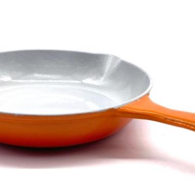 Vtg. Le Creuset enameled cast iron pan, excellent cond.