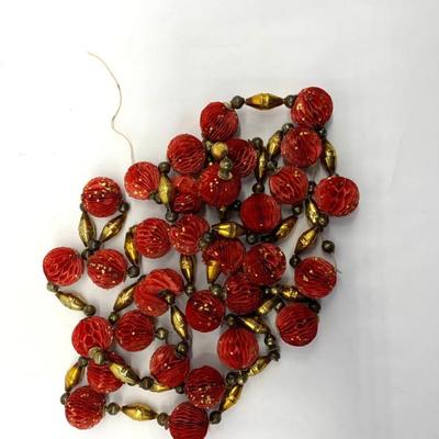 Sale Photo Thumbnail #116: Vtg. Christmas garland