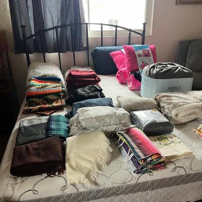 Sale Photo Thumbnail #55