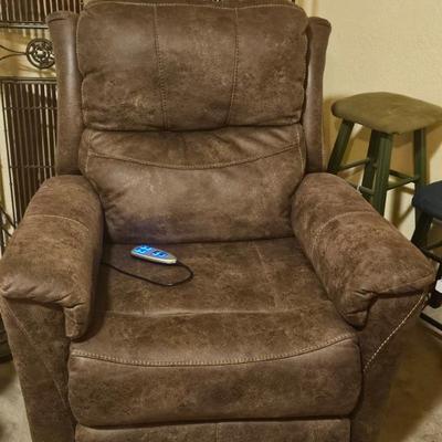 Sale Photo Thumbnail #53: Lift Chair