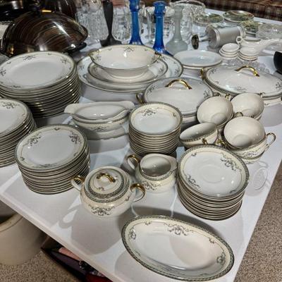 Sale Photo Thumbnail #118: Noritake M China Set