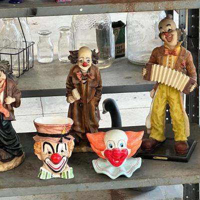 Sale Photo Thumbnail #29: Clowns. Who doesn't like clowns 