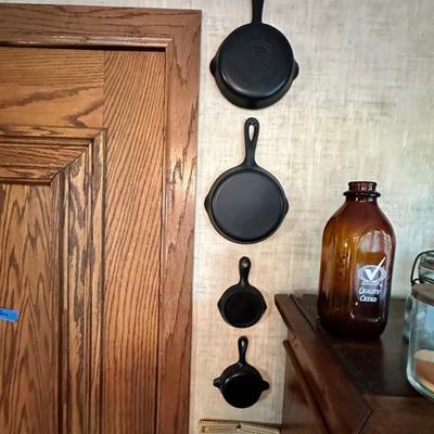 Sale Photo Thumbnail #48: Cast Iron 