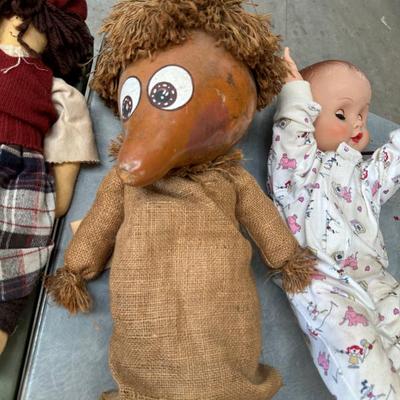 Sale Photo Thumbnail #24: Vintage dolls