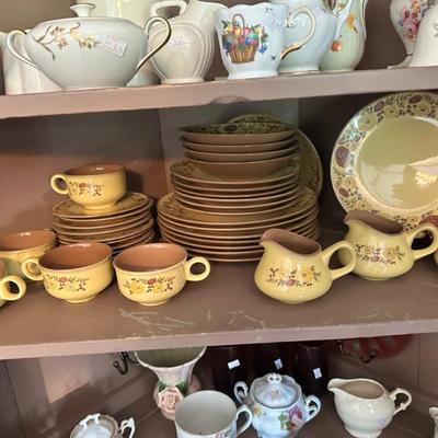 Sale Photo Thumbnail #38: More plates to add to your collection 