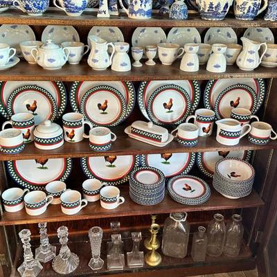 Sale Photo Thumbnail #1: Large plate collection
