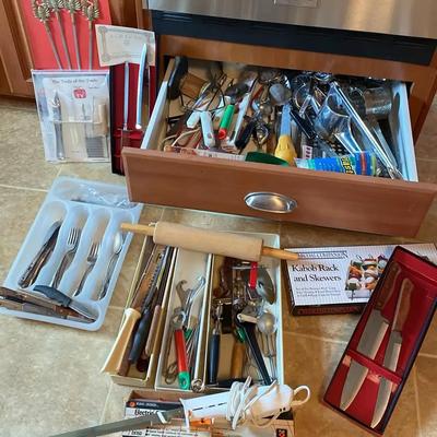 Extensive Kitchen Utensil & Gadget Collection