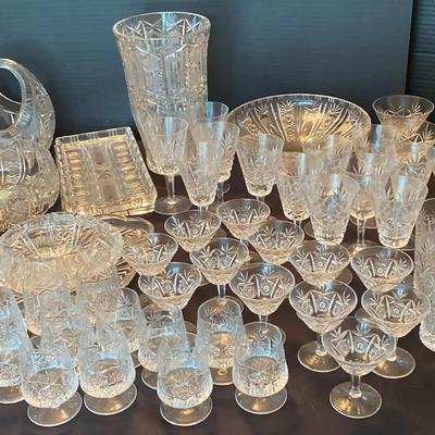 Exquisite Cut Crystal Stemware & Serveware Collection