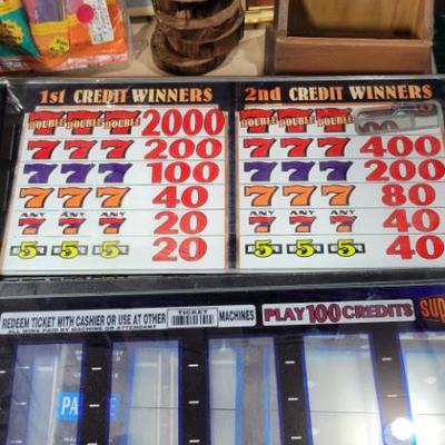 Sale Photo Thumbnail #22: Slot Machine Faces