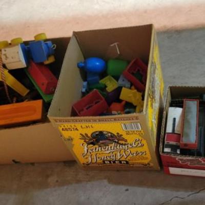 Sale Photo Thumbnail #93: Vintage Toys