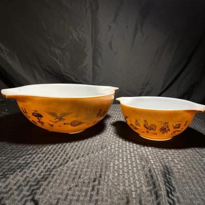 Vintage Pyrex Bowls