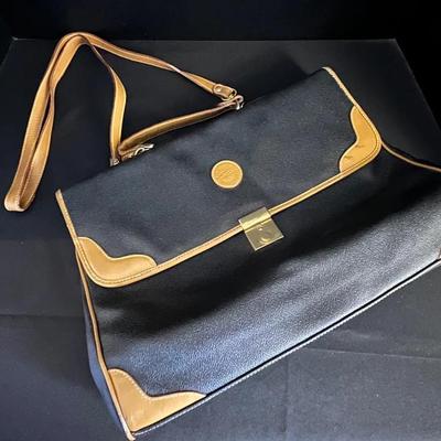 Toledano Black & Tan Leather Bag w/Removable Strap Purse