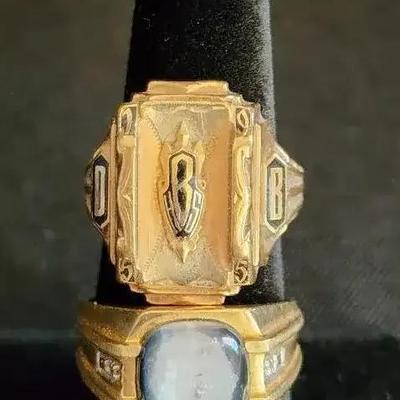(2) Men's Rings, Gold 10K Jostens Ring Size 10, Gold 10K Moonstone Ring Size 11 