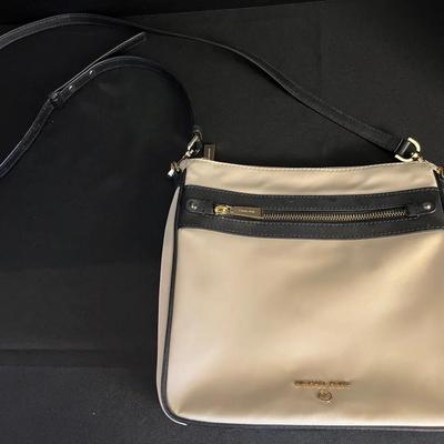 Michael Kors Jet Set Nylon Gabardine Messenger Bag, Crossbody, Ivory & Black Purse