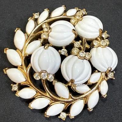 Crown trifari brooch