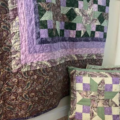 Cotton Quilt, Machine Quilted with Hand Pieced Pillows 