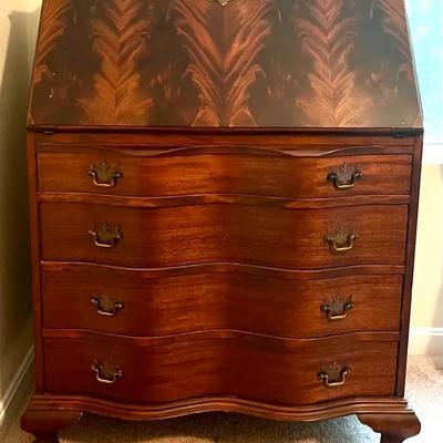 Vintage Rockford Flame Mahogany Secretariat