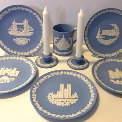 Wedgwood Christmas Plates, 1975-1979, St.Paul’s Cathedral Mug And A Pair Of Low Candlesticks