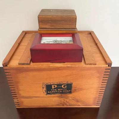 Procter & Gamble Vintage Dovetailed Box With Decor Boxes