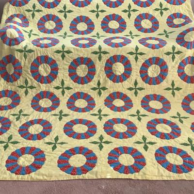 “Georgetown Circle” Handmade Quilt