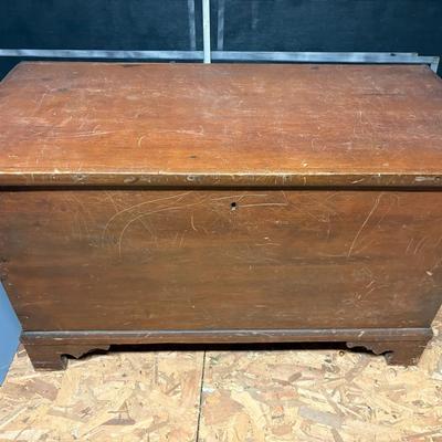 Vintage Blanket Storage Trunk