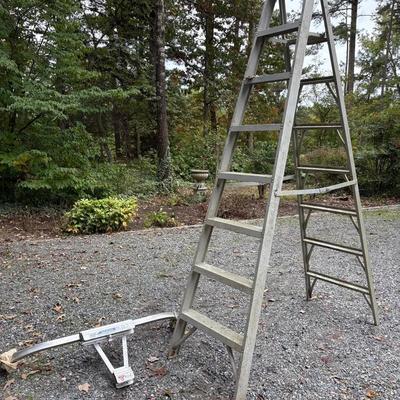 Quick Click Ladder Stabilizer, 7’ Aluminum Step Ladder