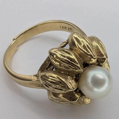 14K Gold & Pearl Ring...Sz. 7