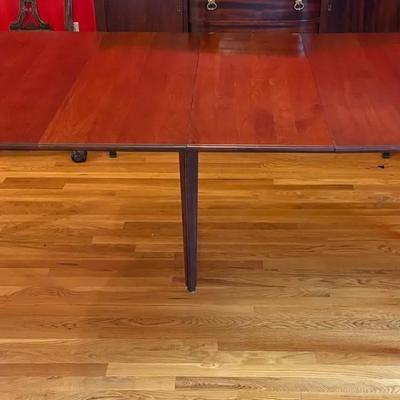 Drop-Leaf Extension Dining Table