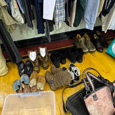 Sale Photo Thumbnail #56
