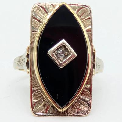 10K Onyx And Diamond Ring
