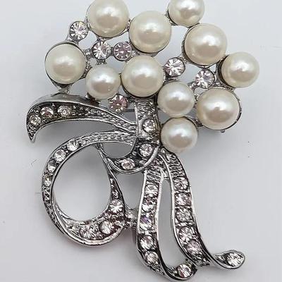 Vintage Faux Pearl and Rhinestone Brooch