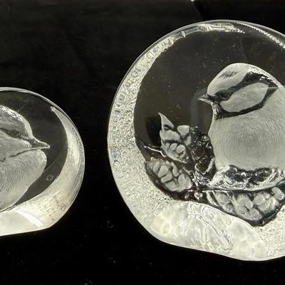 Mats Jonasson Crystal Paperweights Birds Sweden 2 Pc