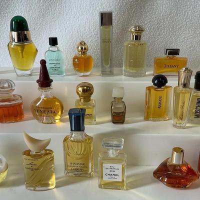 Miniature Designer Parfume Bottles, 24 Pcs