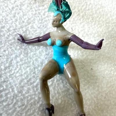 Andre Nigohossian “A Chorus Line” Art Glass Ornament