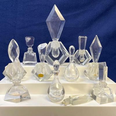 Art Deco Crystal Perfume Bottles With Stoppers 