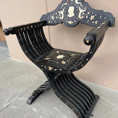 Savonarol Chinese Folding Campaign Chair, Antique