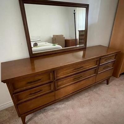 Dixie Low MCM Medium Wood Dresser With Mirror