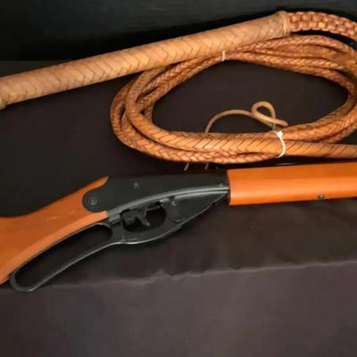 Daisy BB Gun and Western Lasso Duo