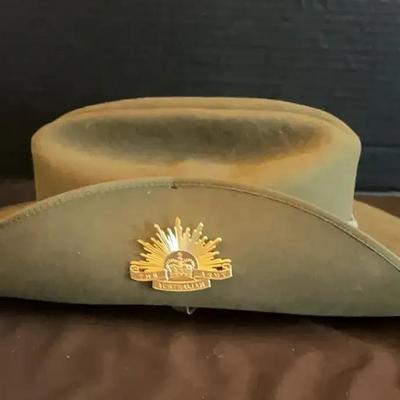 Australian Military Slouch Hat with Rising Sun Badge