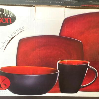 New Gibson Soho Lounge 16-Piece Dinnerware Set