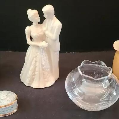 Lenox Porcelain Figurine with Elegant Glass & Decorative Collectibles