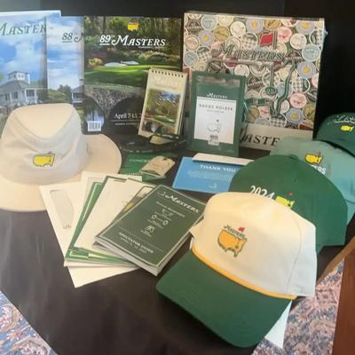 Masters Memorabilia Featuring 1000-Piece Puzzle & Tournament Guides