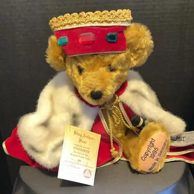 Hermann-Coburg “King Arthur” Teddy Bear
